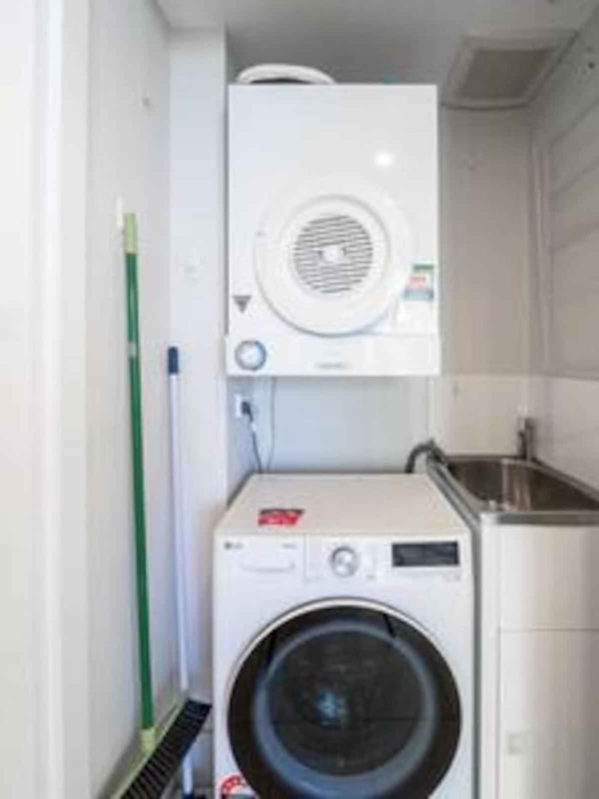 Chic Living 1b1b Shared Pool Bbq Gym Apartment *