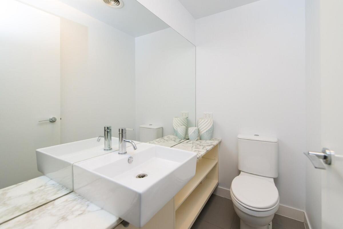 Oxford Street Prime Location Bulimba