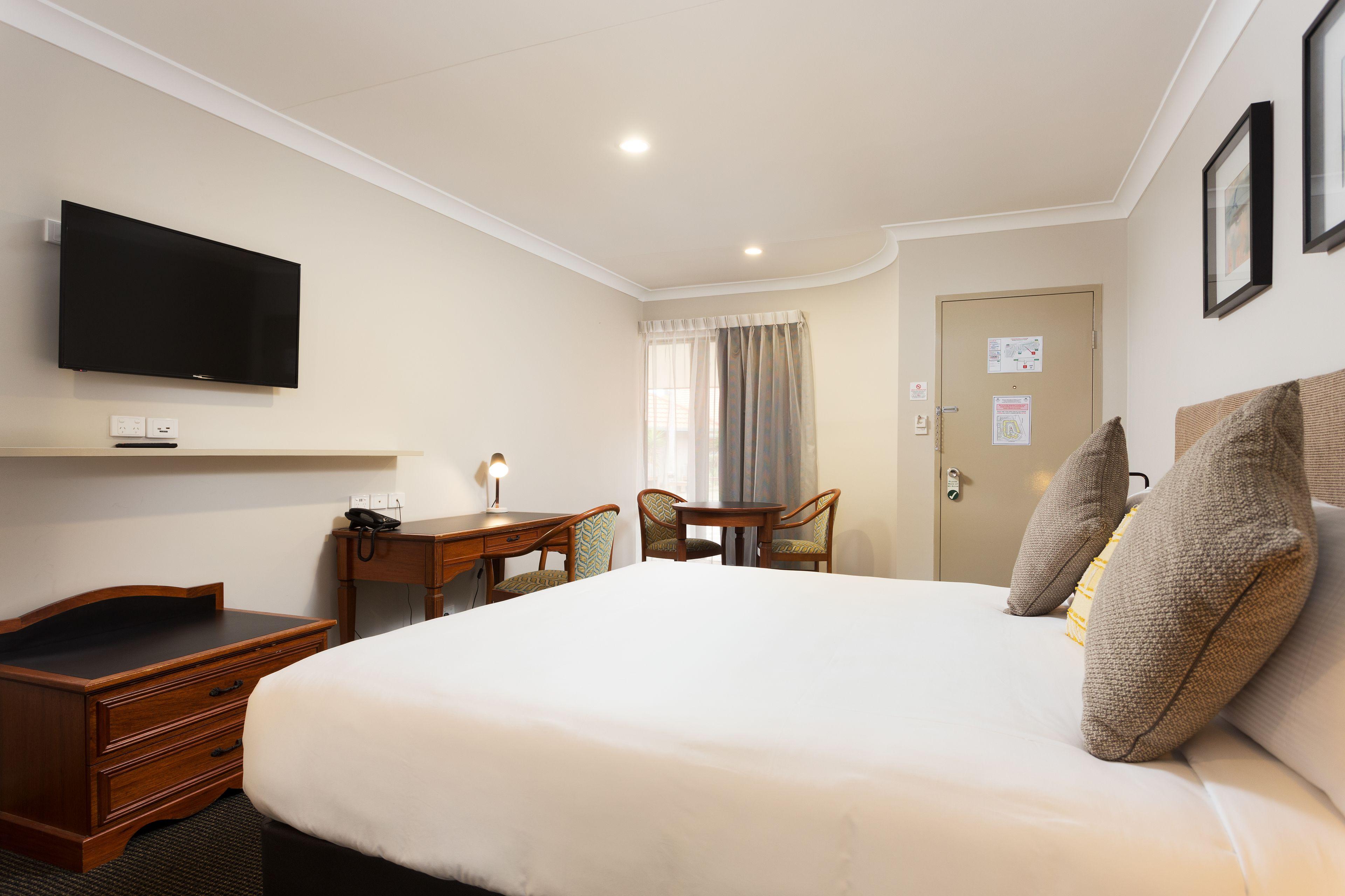 International Virginia Hotel 4*