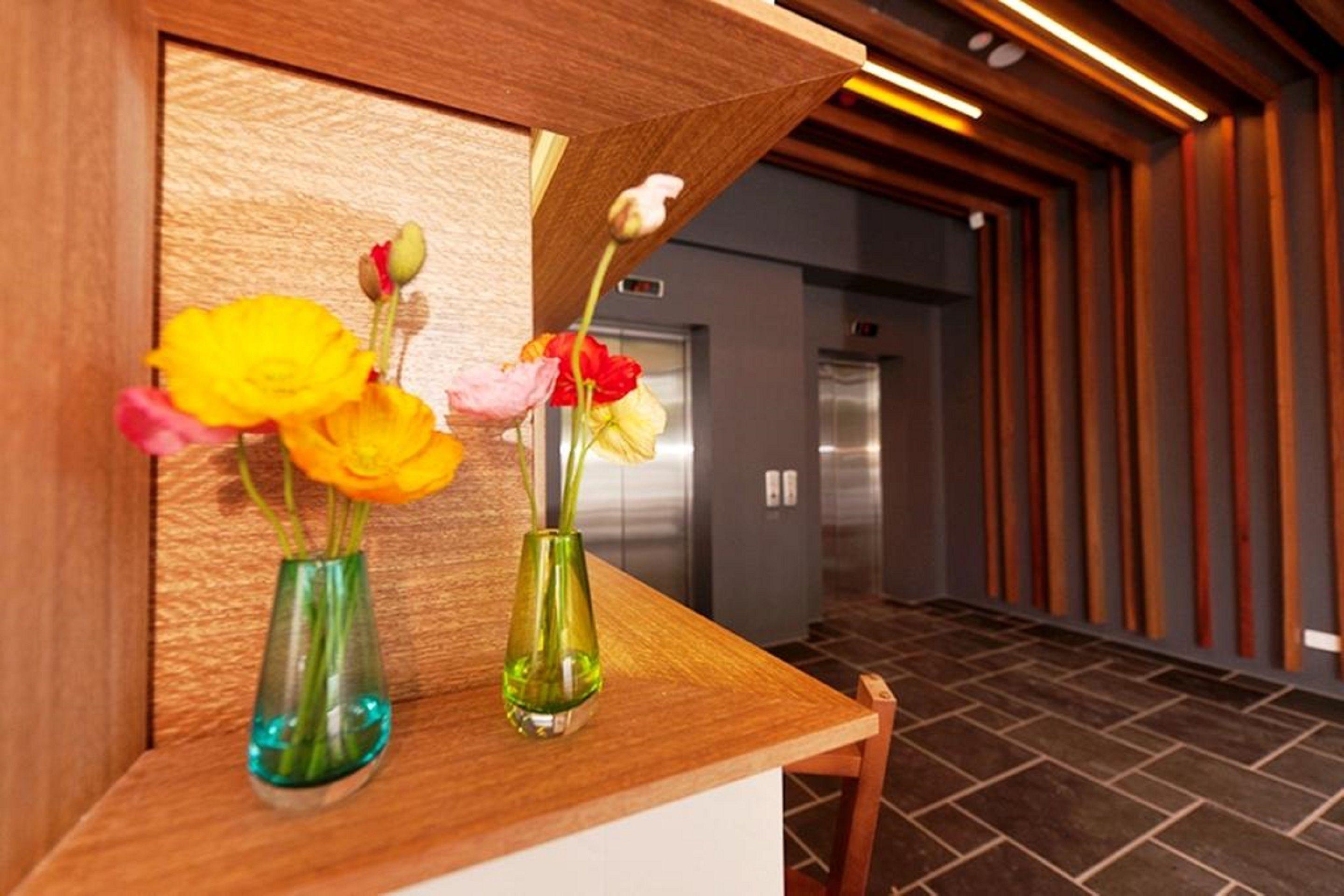 Vine South Aparthotel 5*