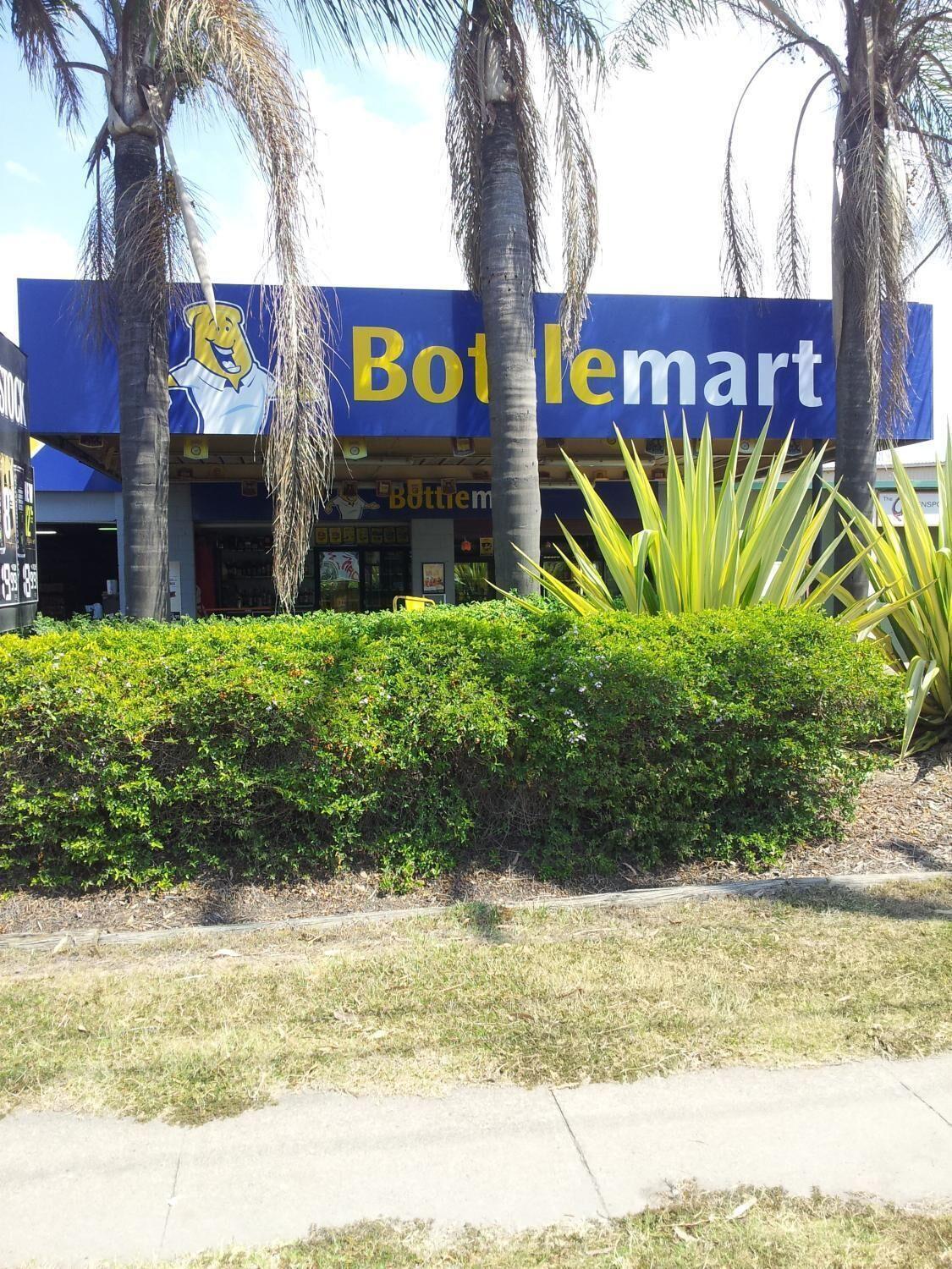 Motel Queensport Tavern And Motel