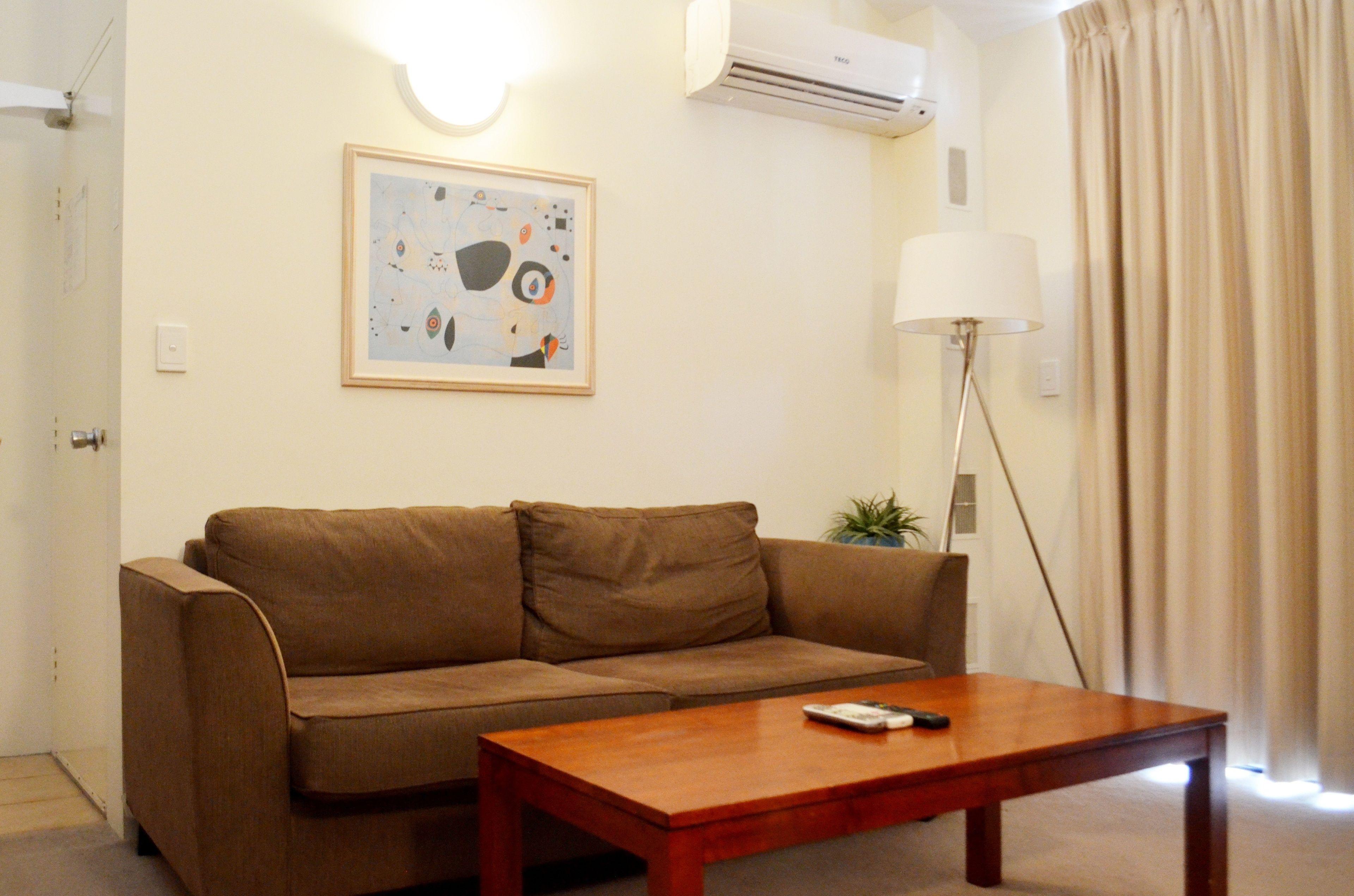 Spring Hill Mews Aparthotel 4*