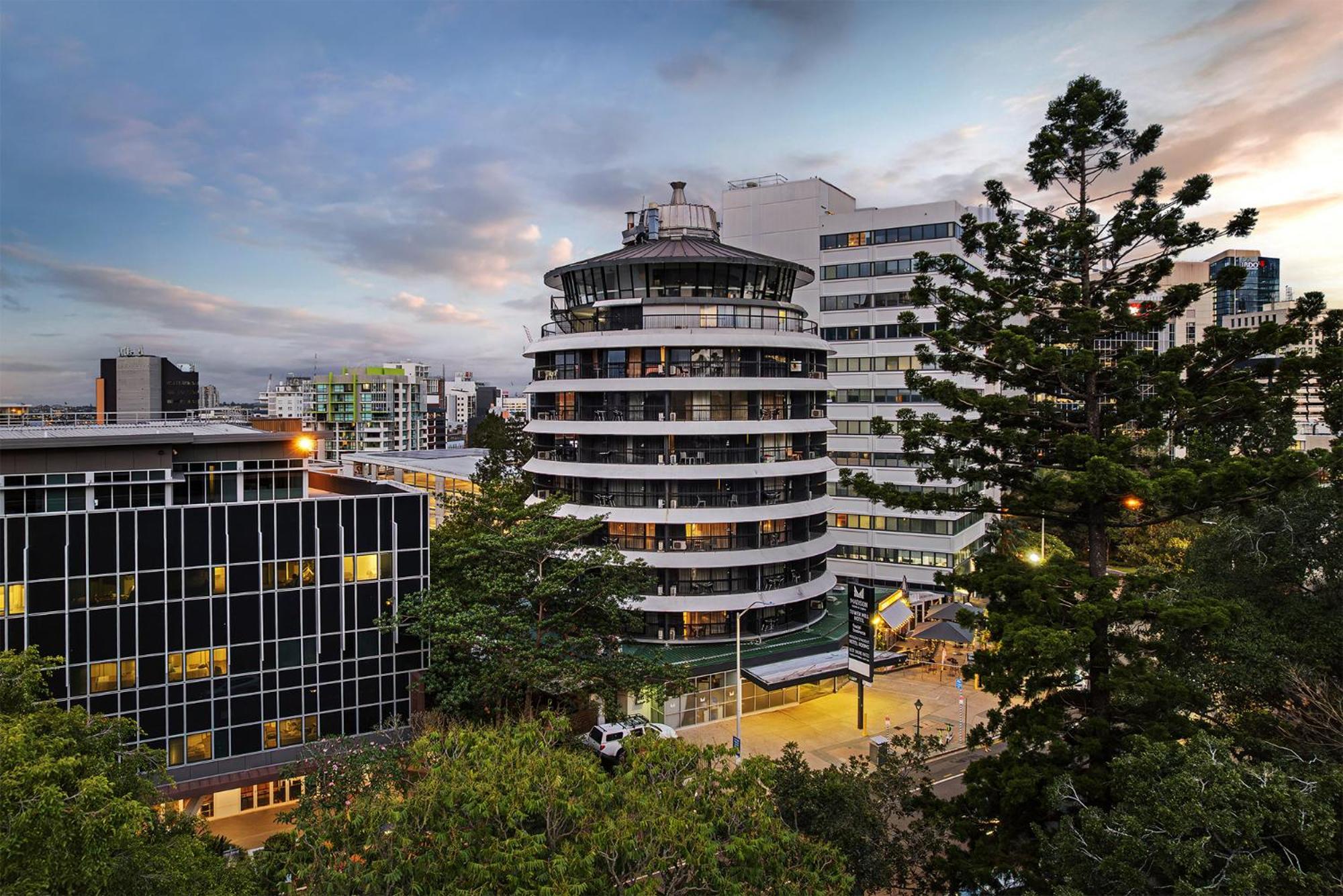 Madison Tower Mill 4*