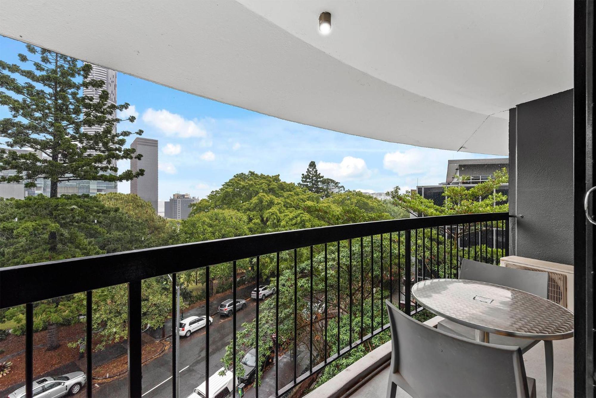 Madison Tower Mill 4* Brisbane
