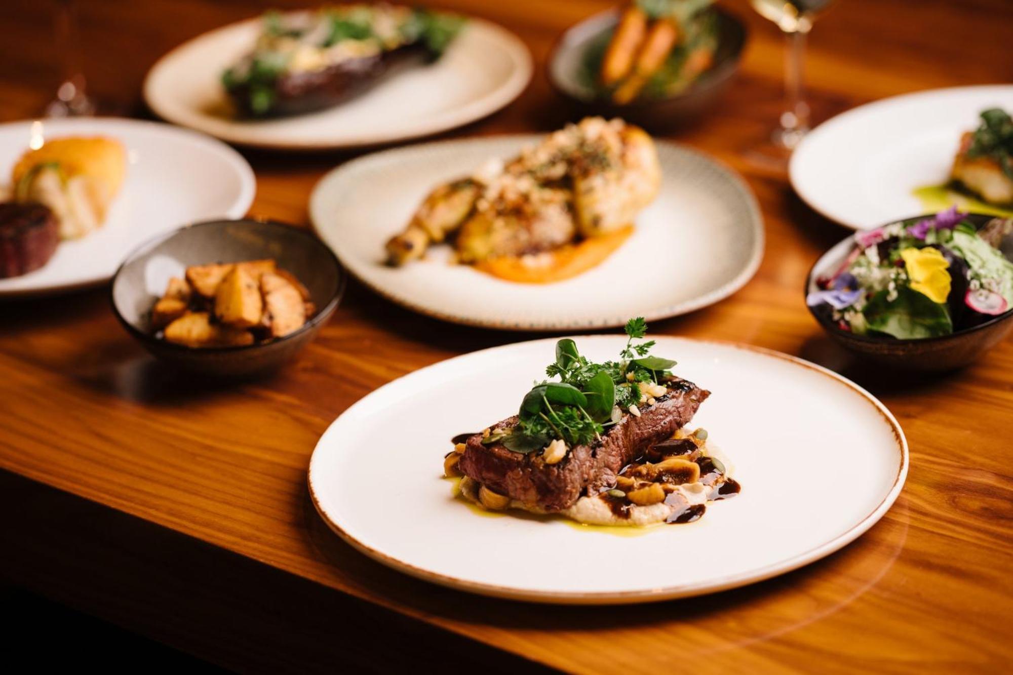 Intercontinental By Ihg 5*