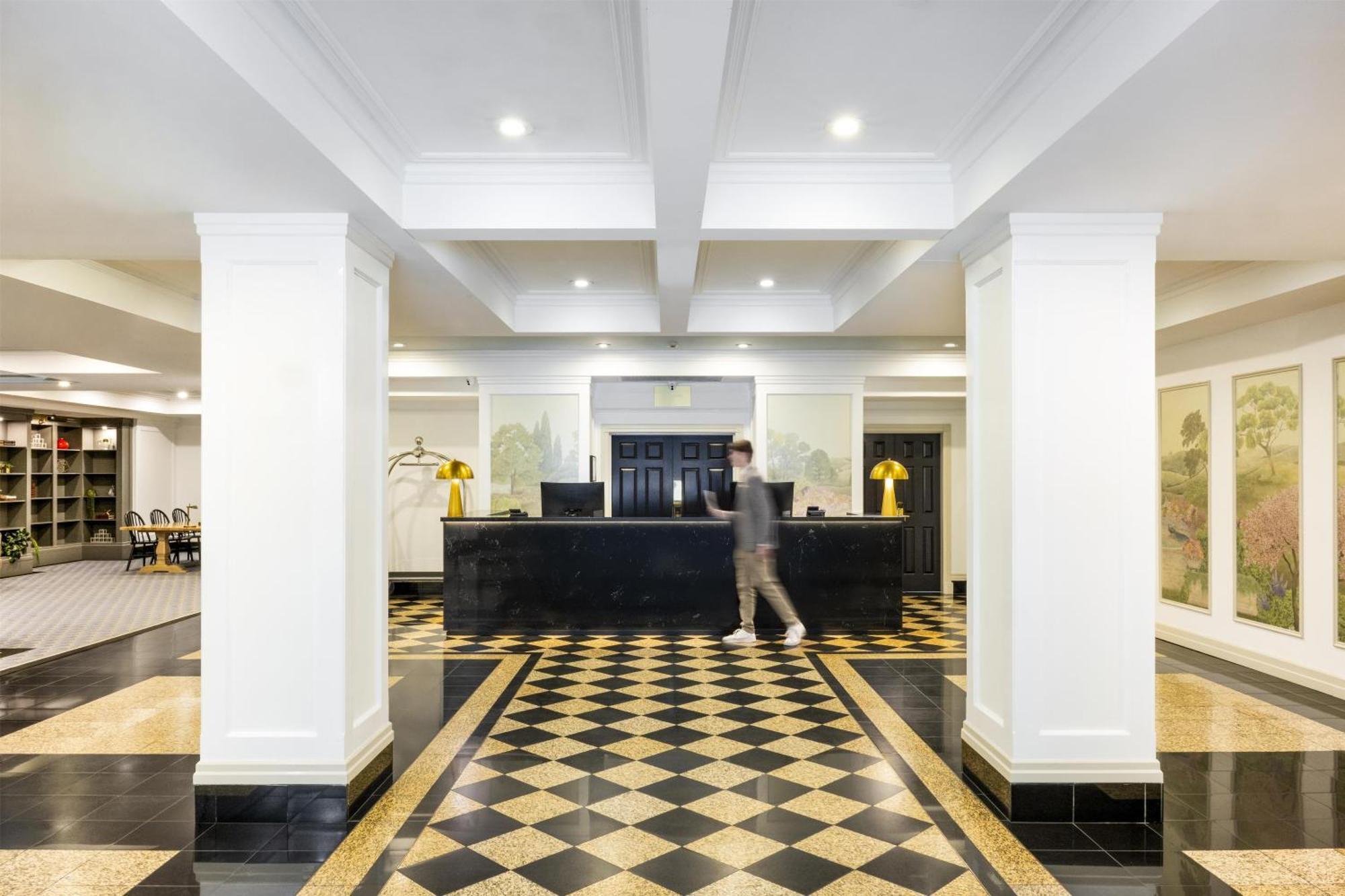 Aparthotel Adina Anzac Square