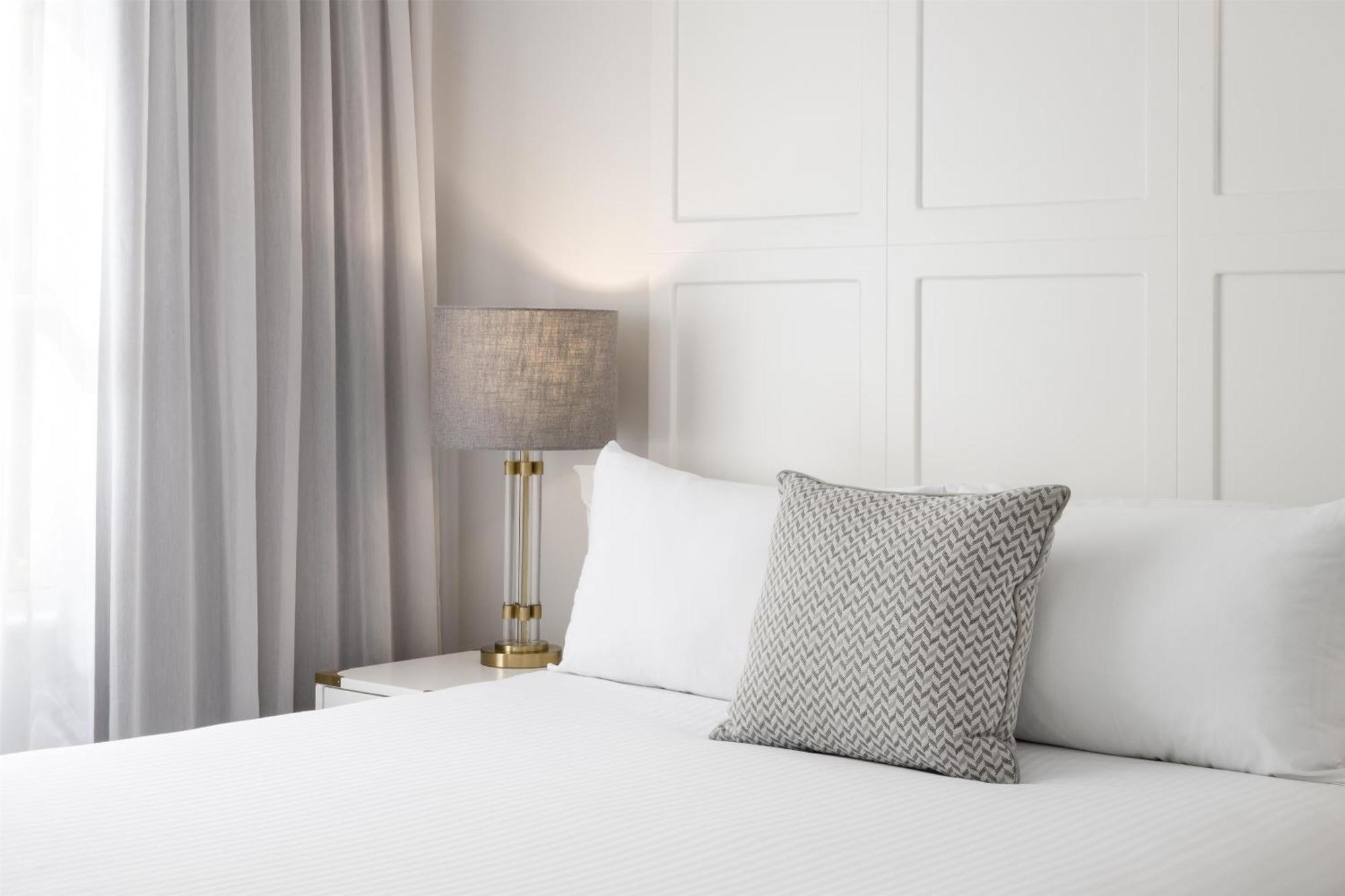 Adina Anzac Square Aparthotel 5*