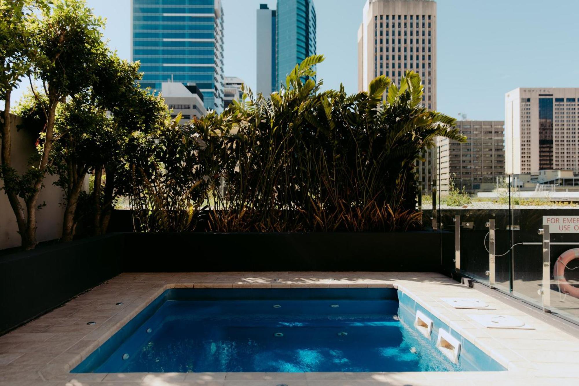 Intercontinental By Ihg Hotel 5*