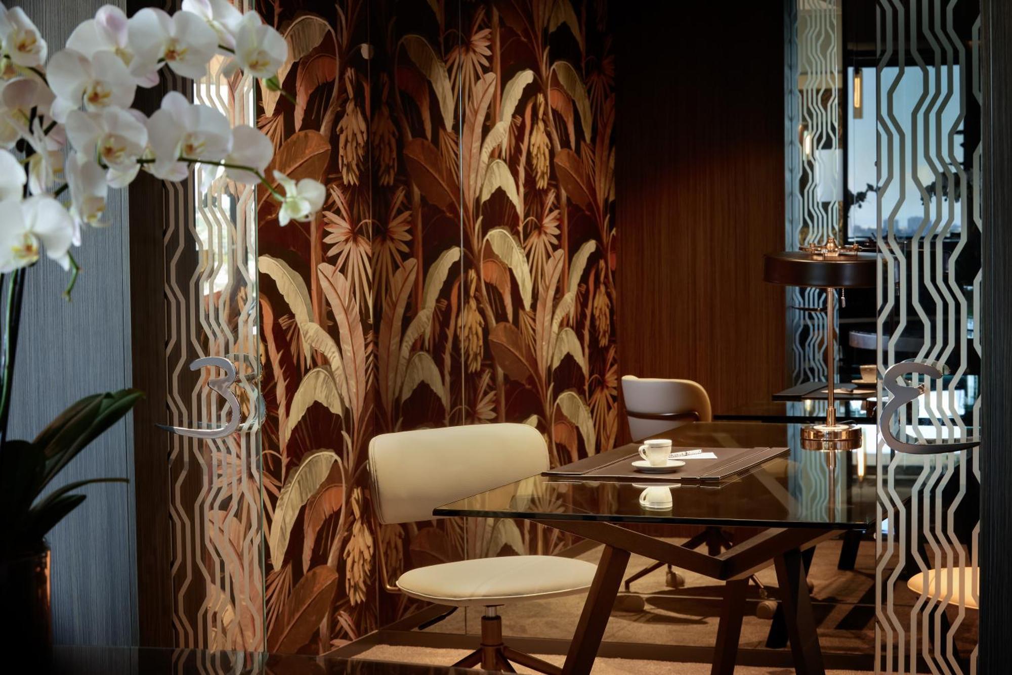 Emporium South Bank Hotel 5*