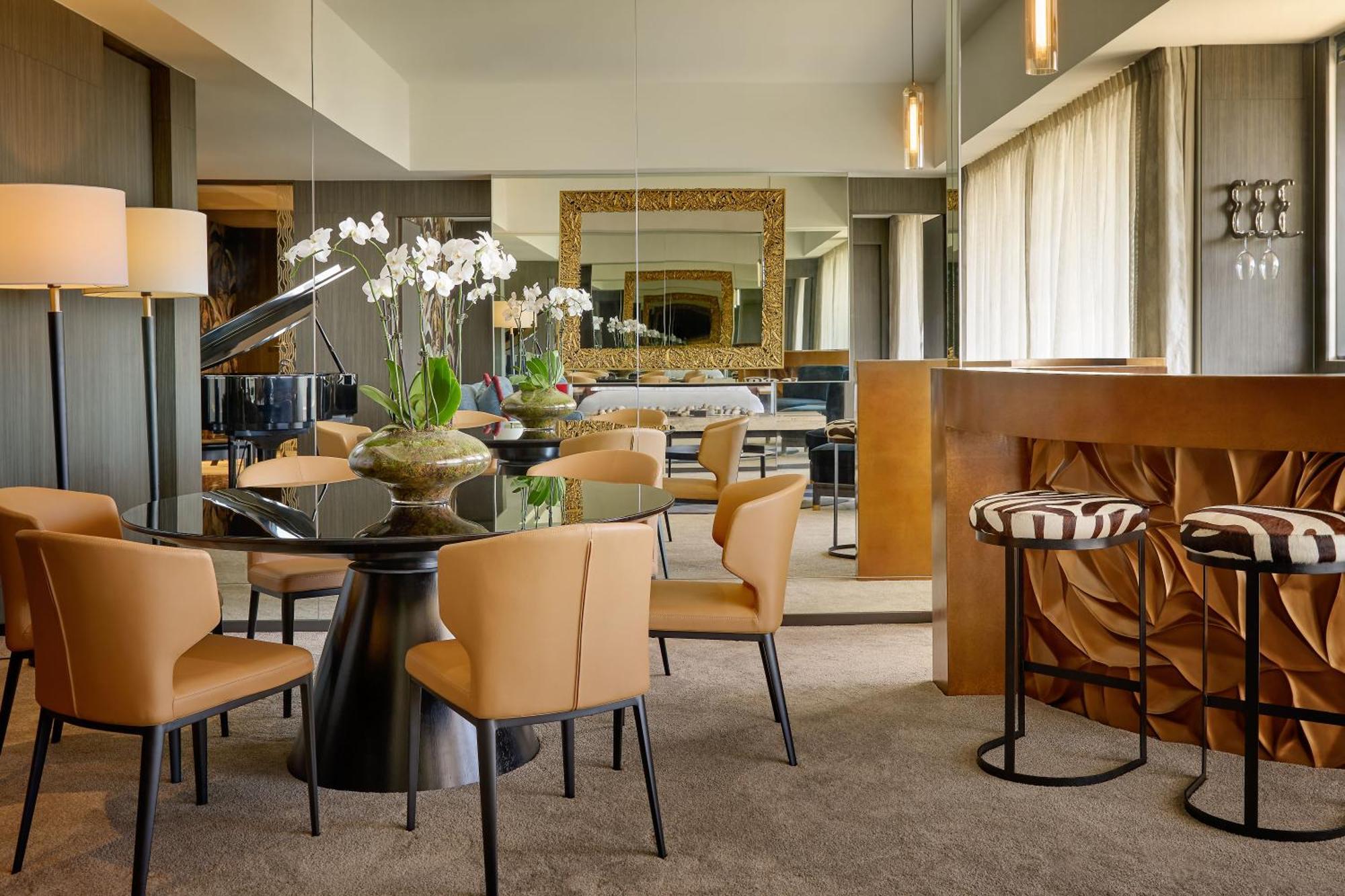 Hotel Emporium South Bank 5*