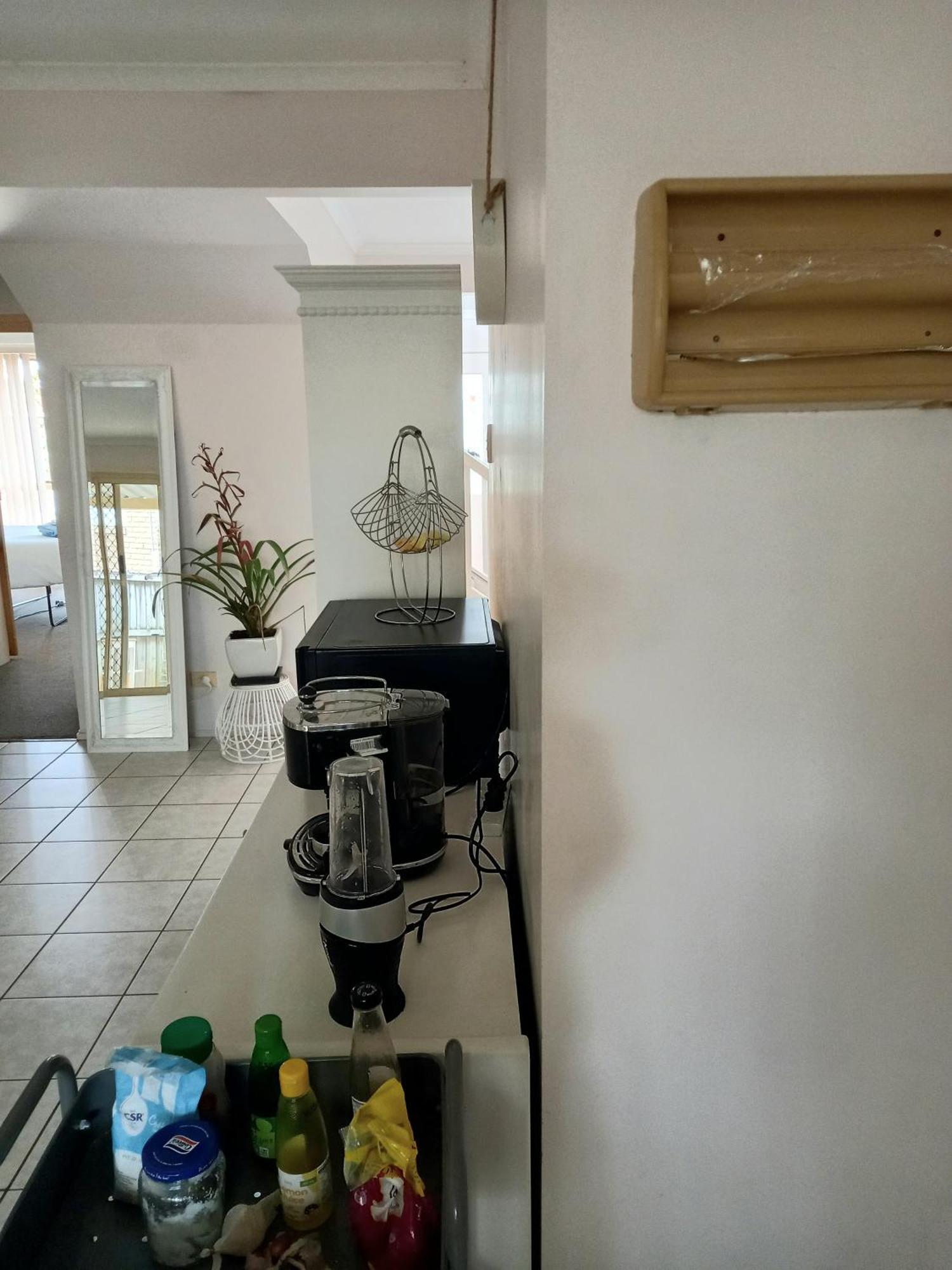 Guest house Air Conditioned Floral Youth Backpacker And House