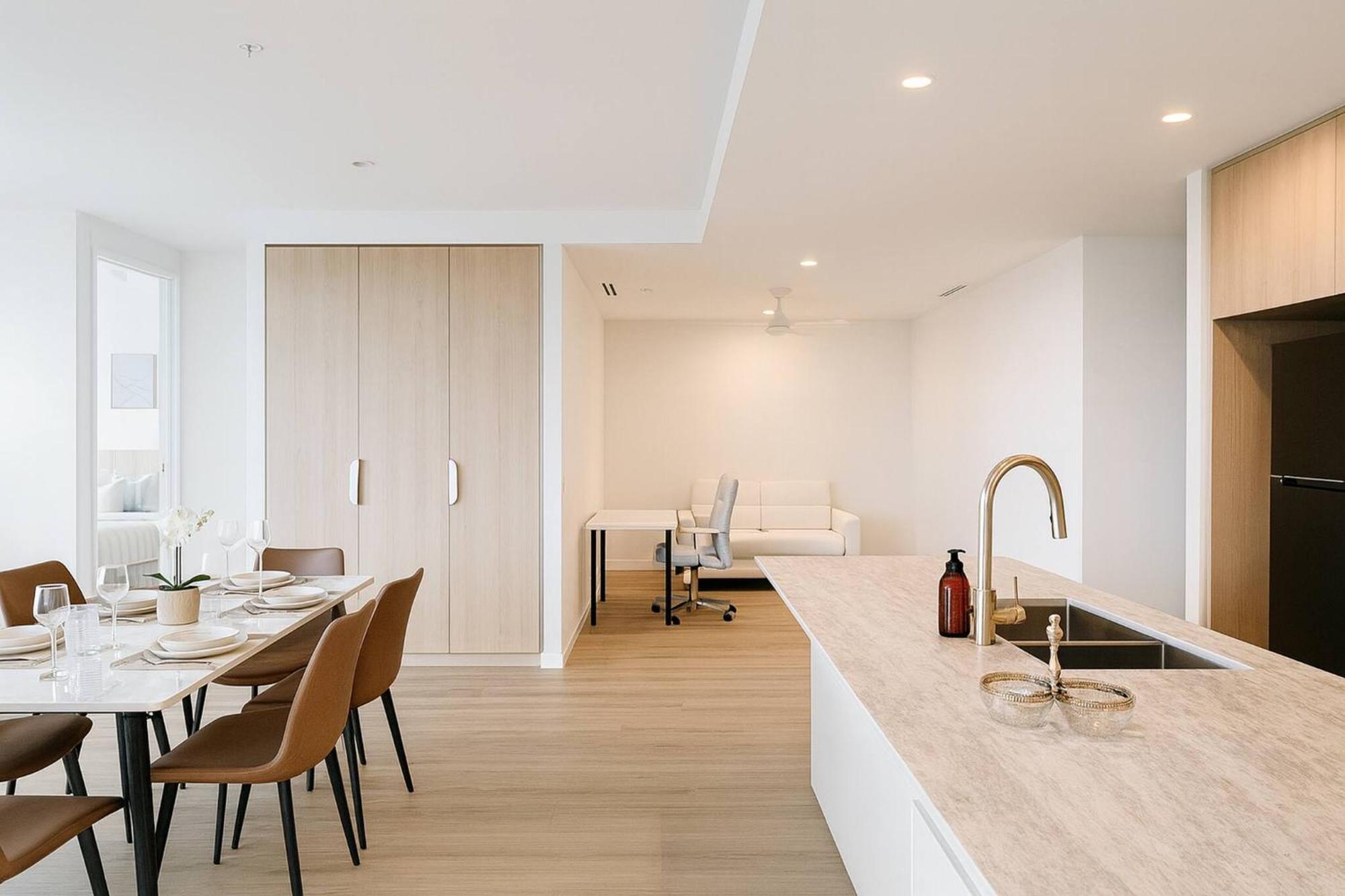 Milton Oasis Level 16- Luxury Near Milton Station * Brisbane