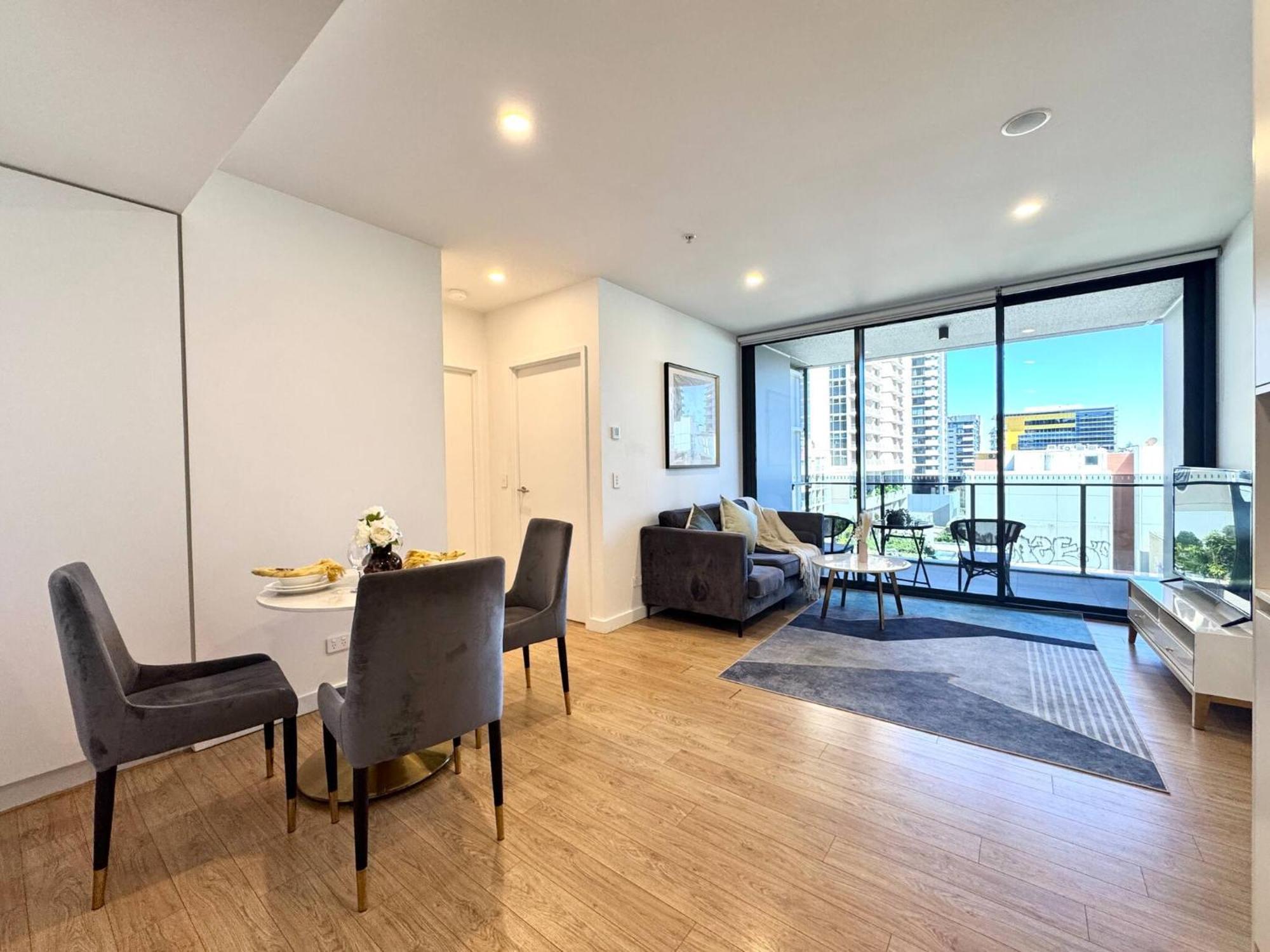 1br One Skyline With Pool, Free Parking And Gym Apartment