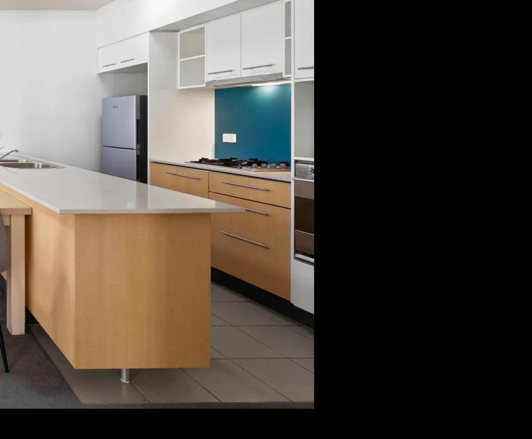 Cbd River With Free Carpark *