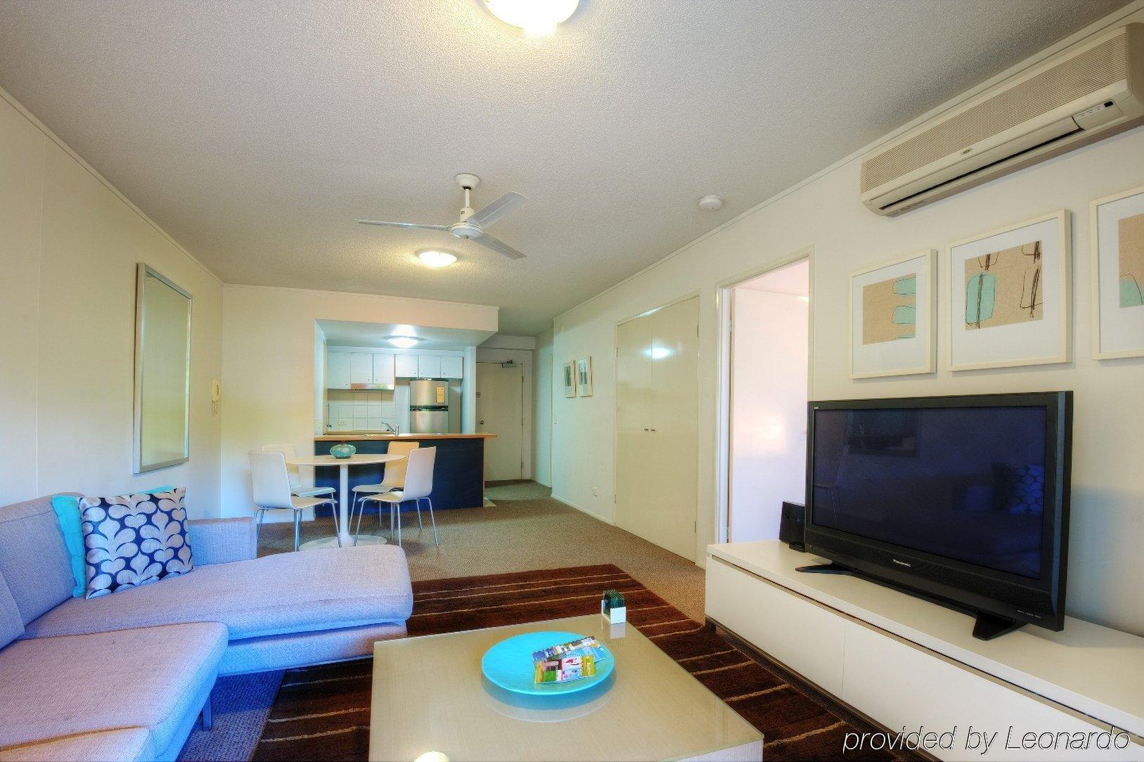 The Docks On Goodwin Aparthotel 4*