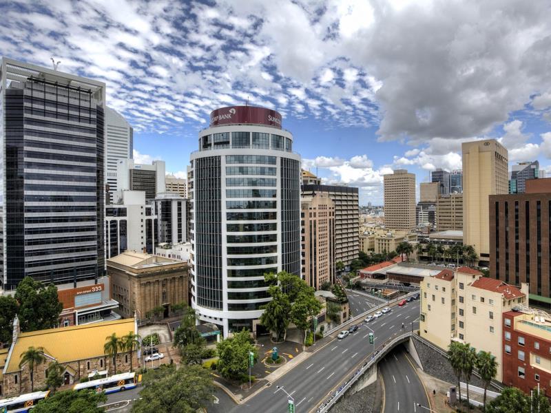 Quattro On Astor By Restt