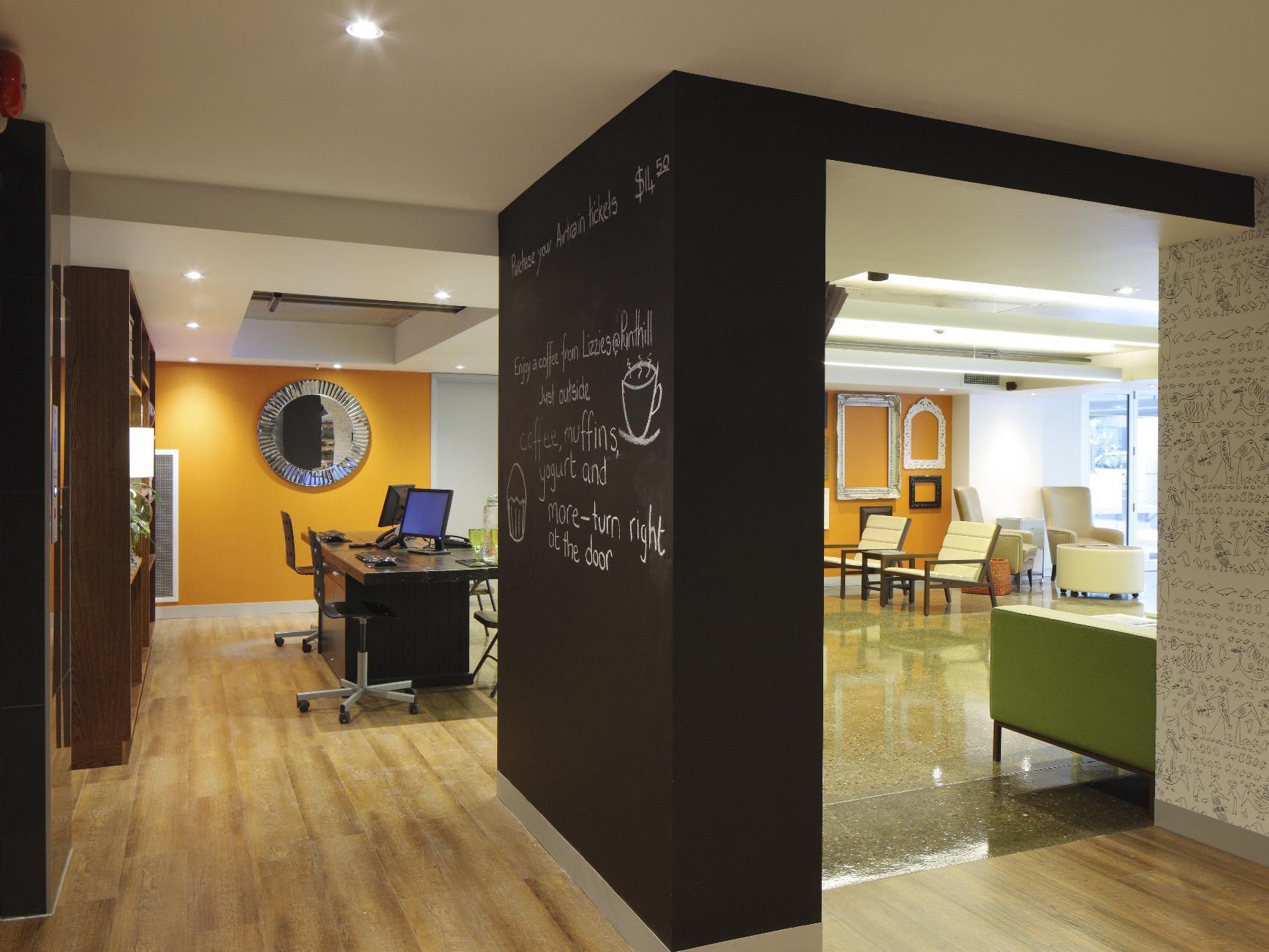 Punthill Spring Hill Aparthotel 4*