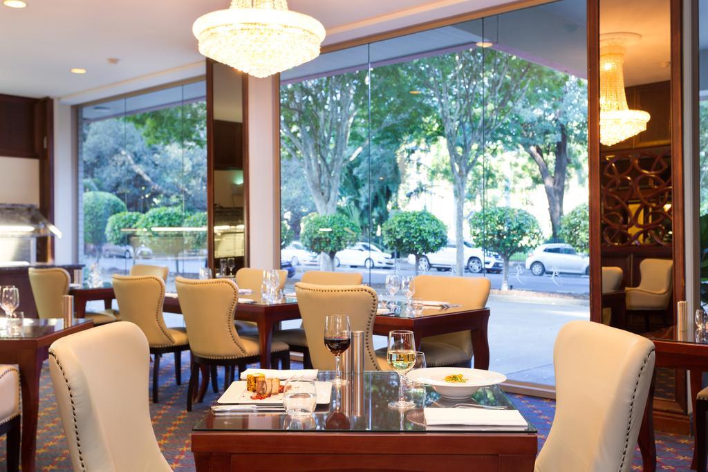 Royal On The Park Hotel Brisbane