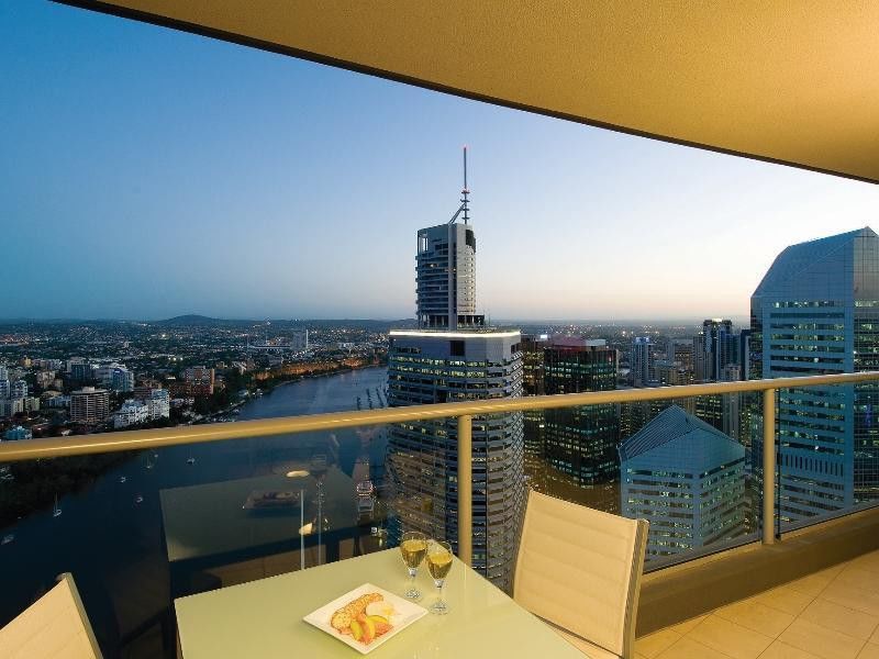 Oaks Aurora Brisbane