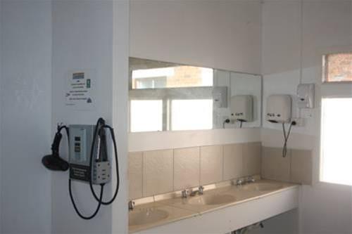 Joe's Place Backpackers