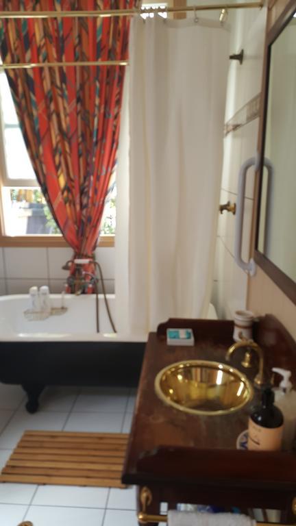 Plantation Red Hill 3*