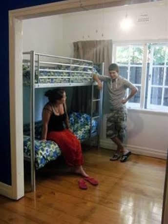 Joe's Place Backpackers