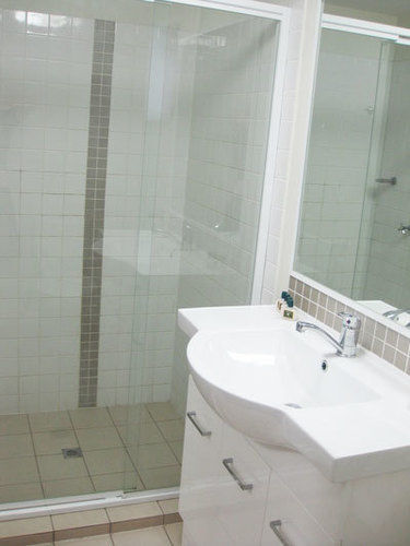 Motel Queensport Tavern And Motel