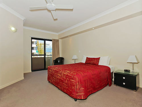 Spring Hill Aparthotel