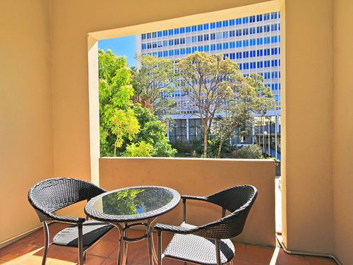 Spring Hill Aparthotel 4*