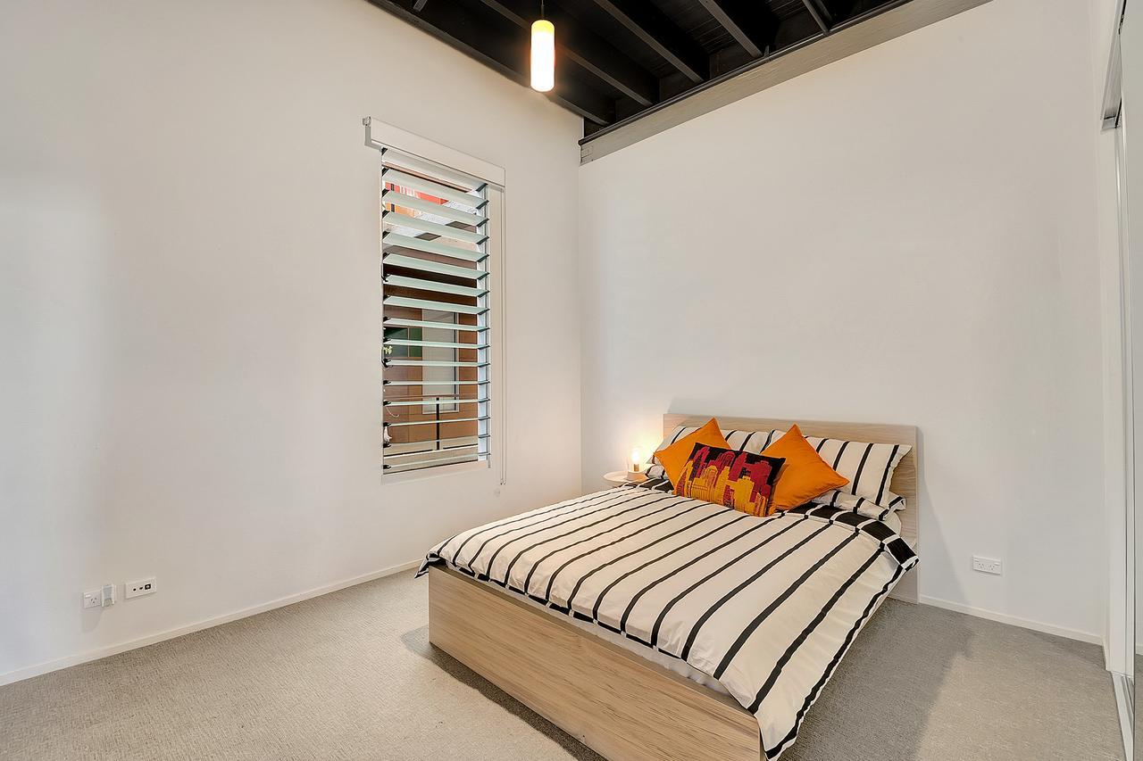 Apartment London Woolstores Warehouse *