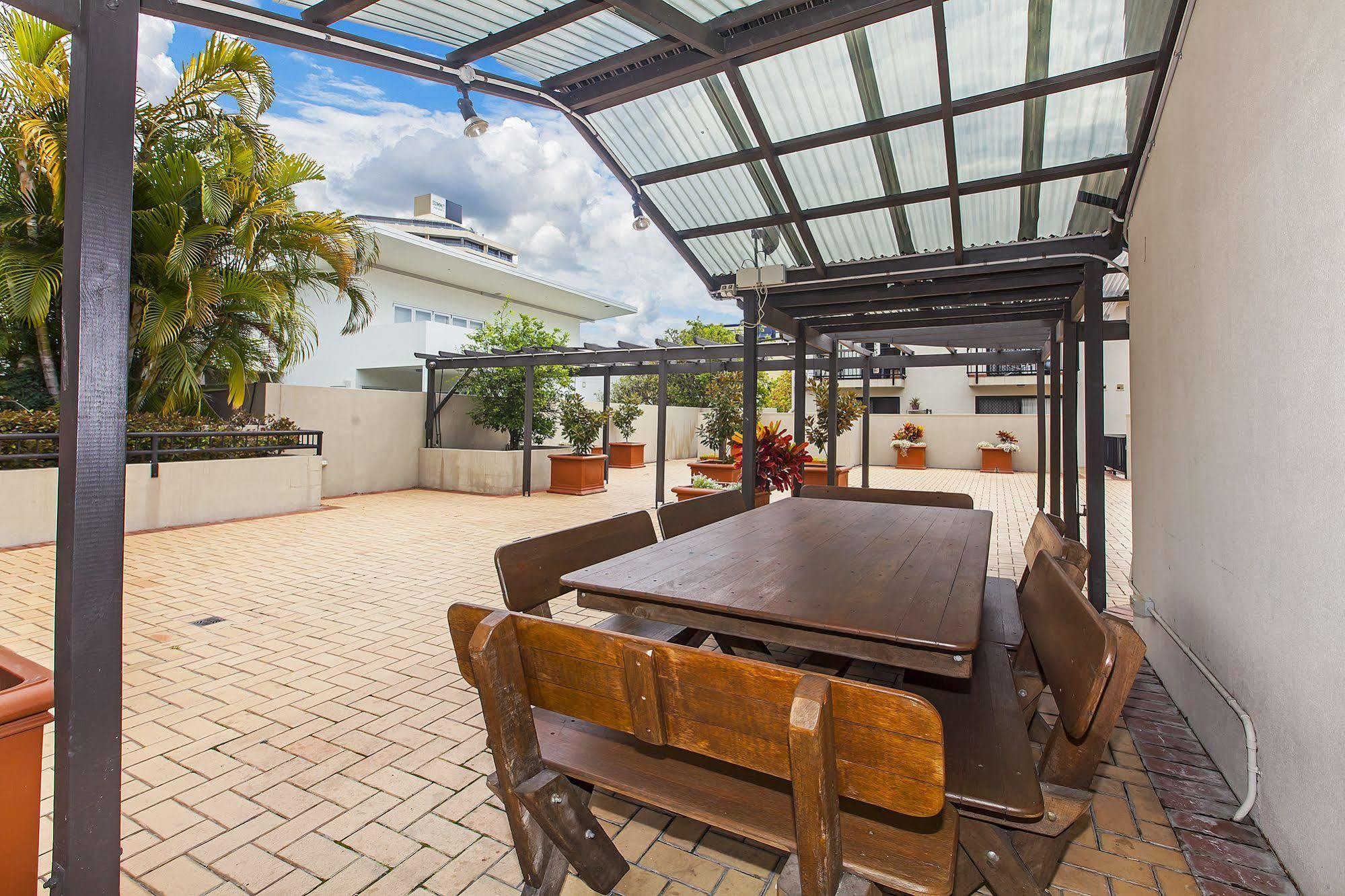 Aparthotel Spring Hill 4*