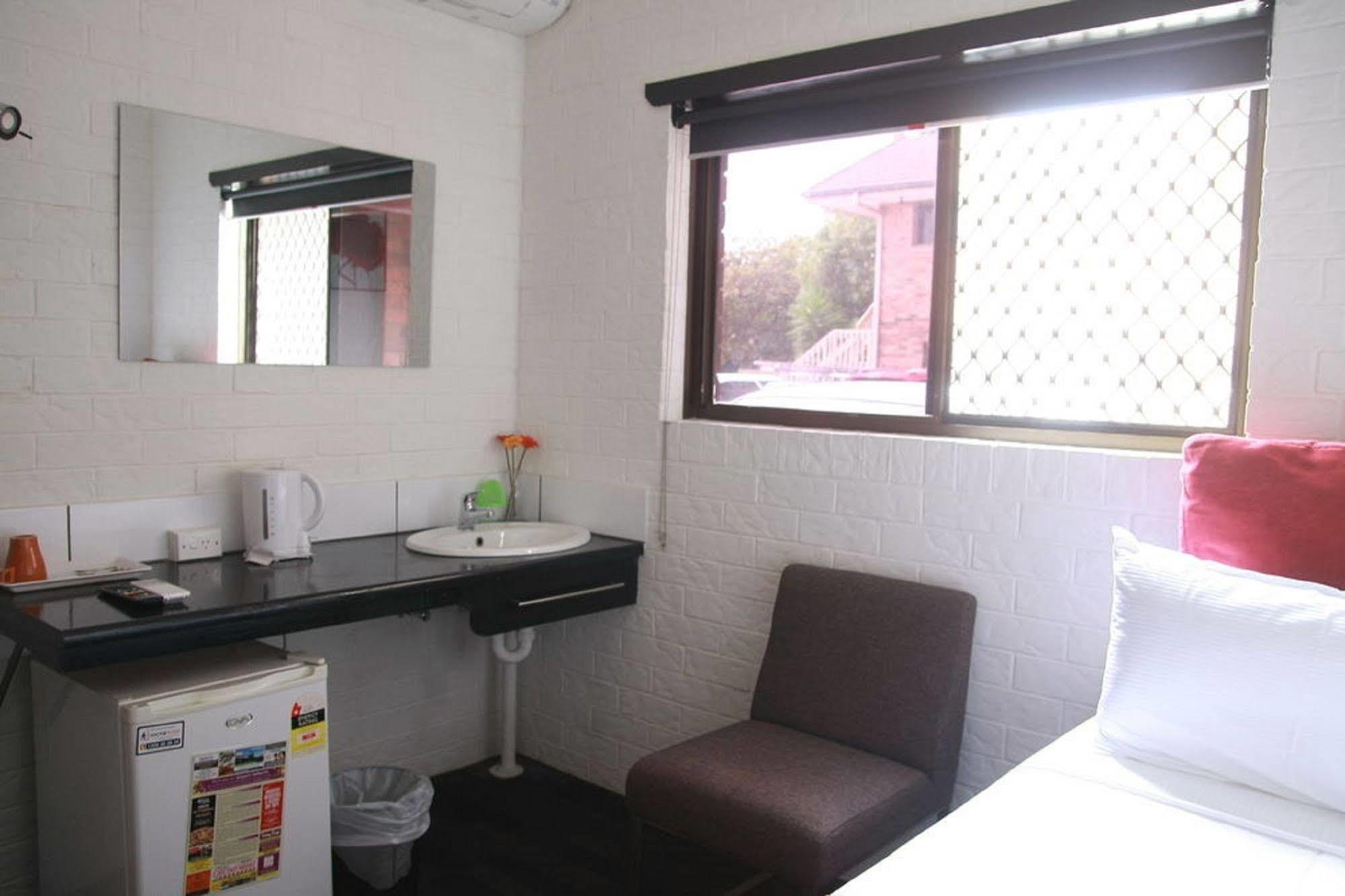 Ascot Budget & Residences Brisbane