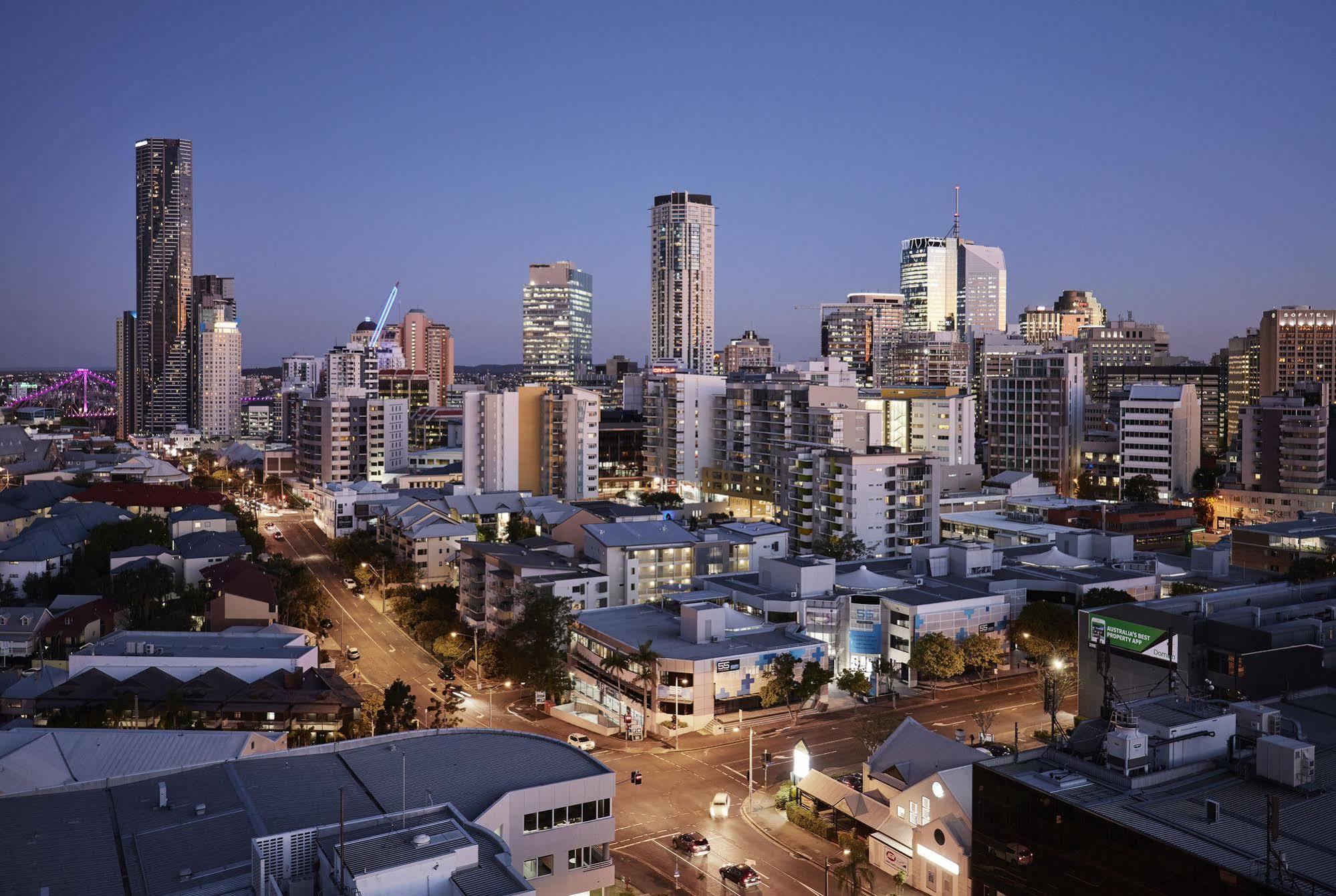 Hotel The Johnson - Art Series Brisbane