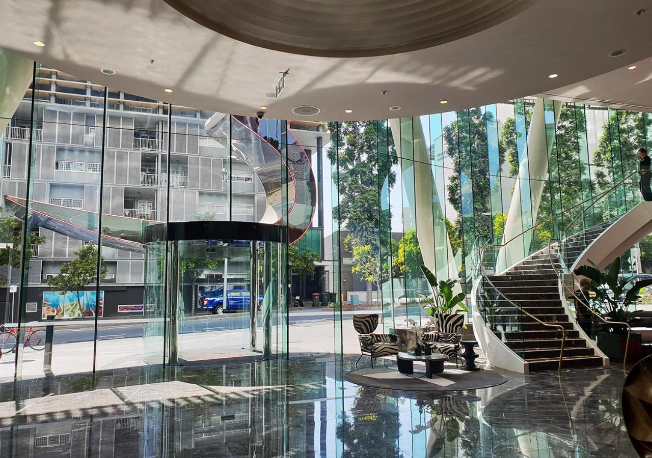 Emporium South Bank Hotel 5*