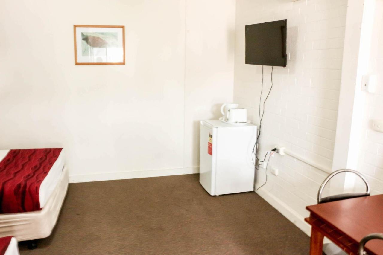 Acacia Ridge &