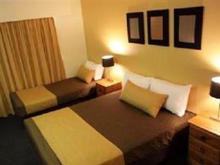 Aparthotel Mt Ommaney 3*