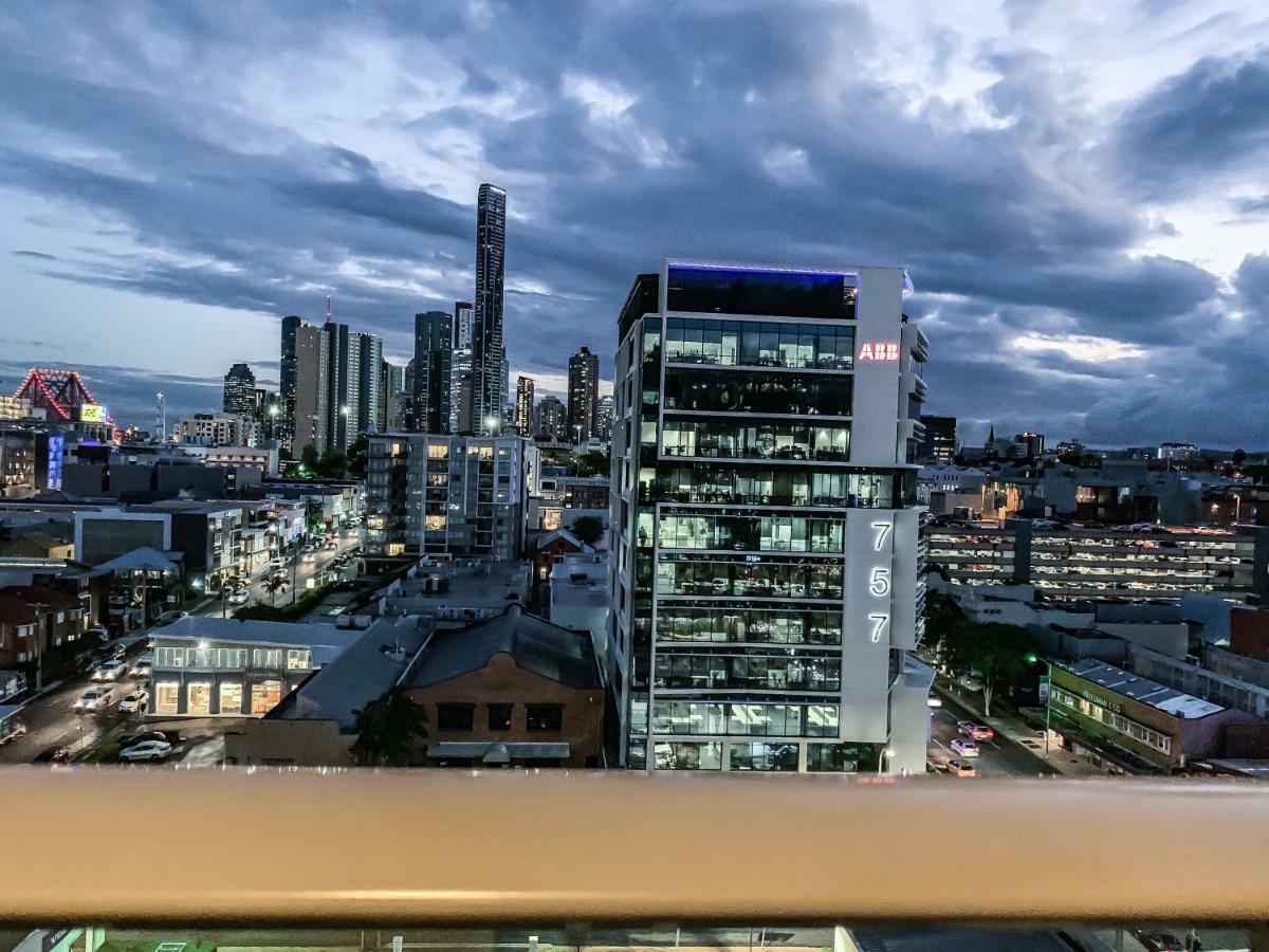 M&a 4* Brisbane