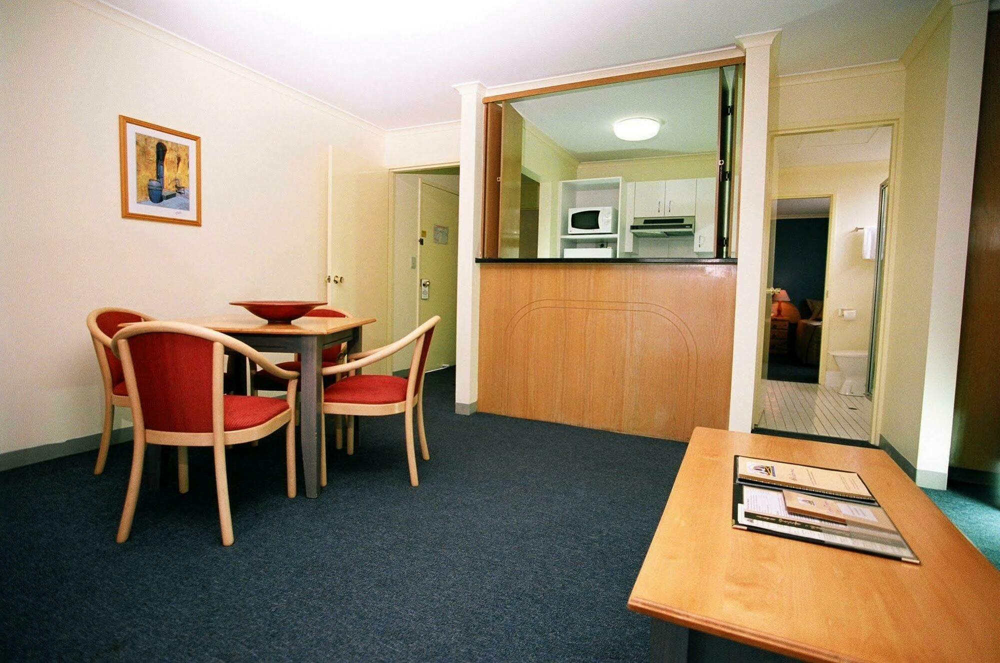 Mt Ommaney