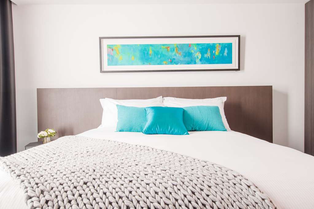 Hotel Eatons Hill Brisbane