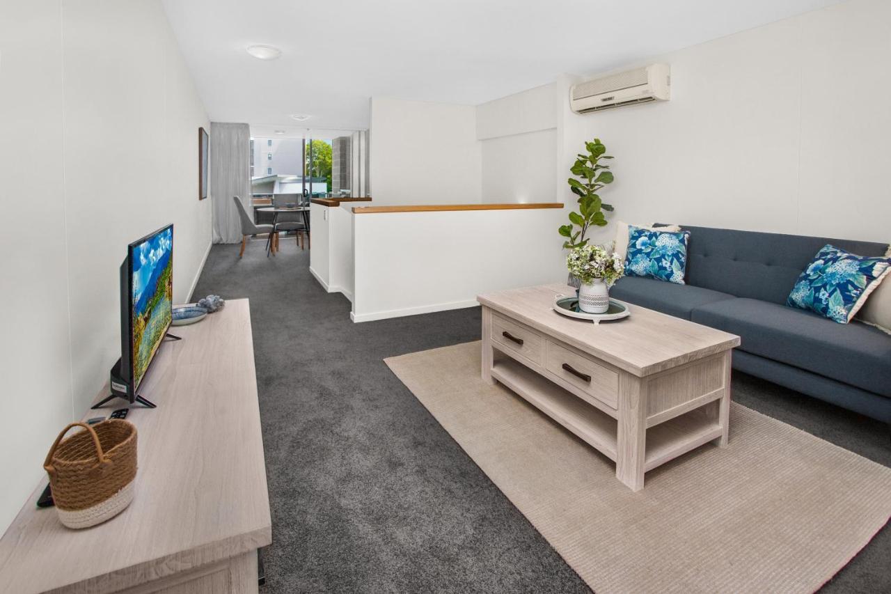 Apartment 2-bed Near Cbd With Pool, Sauna & Bbq Duplicate Brisbane