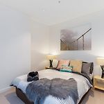 Kozyguru Skytower Brisbane Cbd 2 Bed Apt Qbn222-1815