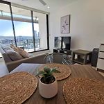 Lagunaapartment Near James Street