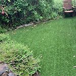 4Br Exec Large House Close To Shops,Train & Buses