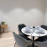 1Chermside Apartment Close To Hospital And Shops