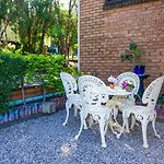 Spacious, Serene Bne Loft