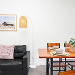 Brandnew Spacious And Stunning 1Bed Apartment