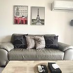 Heart Of The Valley Sunny And Cozy 1Br Apart