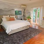 11 Chartwell