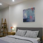 Central Brisbane2Bedspark+Super Big Balcony!