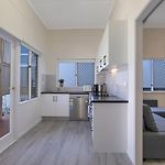 City Centre Comfort - Your Home In Vibrant Brisbane